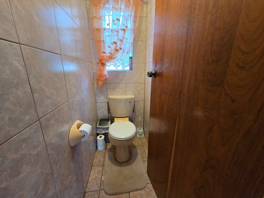 4 Bedroom Property for Sale in Universitas Ridge Free State